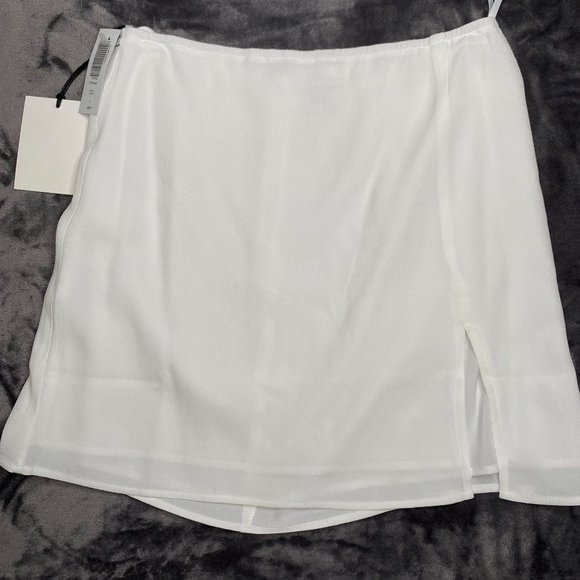 Aritzia Tatiana Skirt - Picture 2 of 2